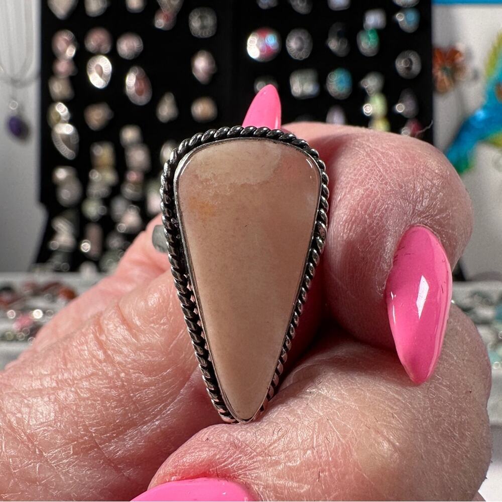 Pink opal pear silver plated gemstone ring. Stamped‎ 925 size 8 hand made